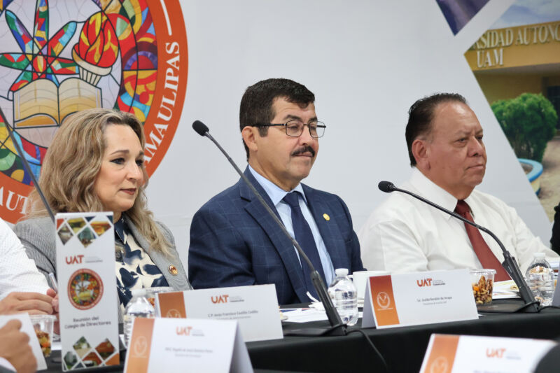 Da el rector comienzo a la agenda de eventos por el 75 aniversario de la UAT