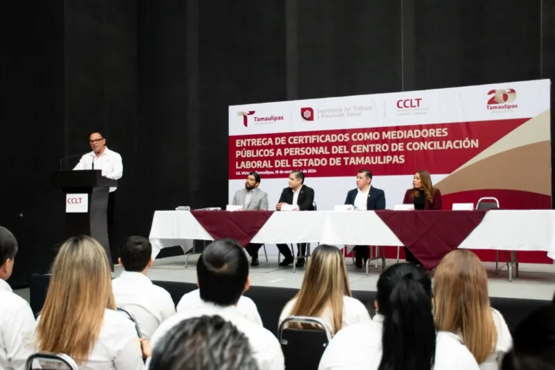 Entregan certificados como mediadores públicos a personal del Centro de Conciliación Laboral de Tamaulipas