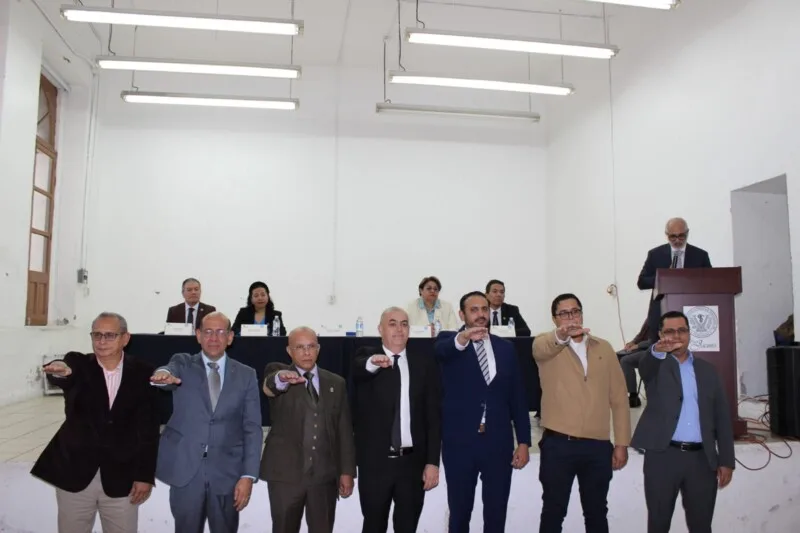 Fortalece la UAT liderazgo en asociación nacional de escuelas de veterinaria