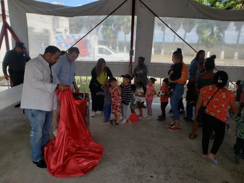 PPLs de CEDES Matamoros elaboran y donan piñatas a familias migrantes
