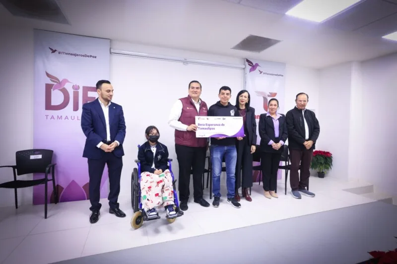 Entrega DIF Tamaulipas becas a más de 3 mil estudiantes en condiciones de vulnerabilidad