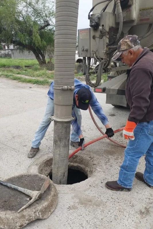 Realiza Secretaría de Recursos Hidráulicos trabajos de sondeo y desazolve en Aldama y Soto la Marina