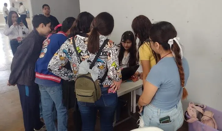 Participa UPV en programa “Viernes de Detectives del Conocimiento”