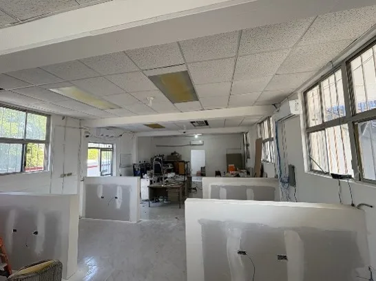 En zona sur de Tamaulipas, rehabilita Secretaría de Obras Públicas, oficinas de CREDES