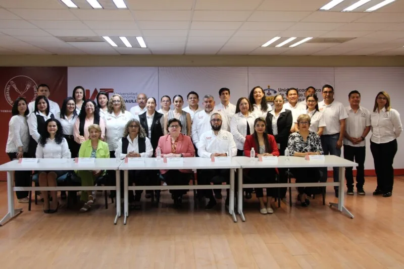 La UAT realizó jornada de evaluación para reacreditar carrera de Trabajo Social