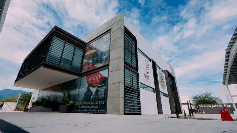 Publica Periódico Oficial del Estado programa académico de la Licenciatura en Derecho de la USJT