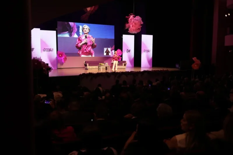 Presenta María de Villarreal su segundo informe de actividades al frente del DIF Tamaulipas