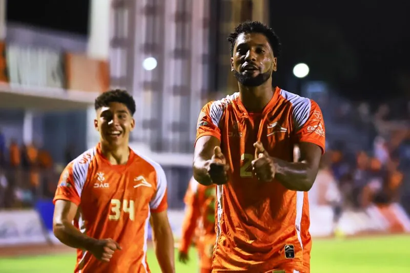 Correcaminos vence 2-0 al líder Atlante 
