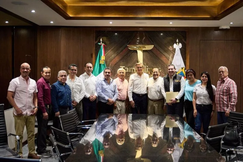 Comprometidos Estado y SNTE a trabajar por la educación: AVA