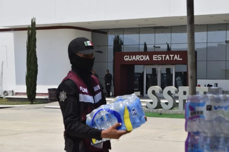 Apoya personal del ITAVU a familias afectadas por inundaciones en Reynosa