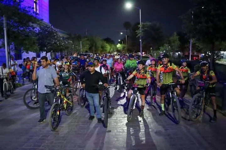 Todo un éxito la Rodada Familiar por el Bicentenario de la Capitalidad de Victoria