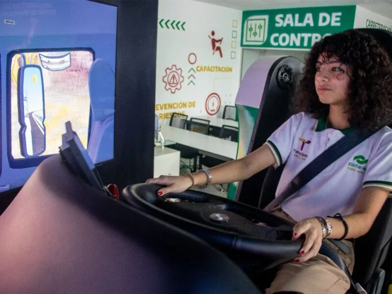 Implementa CONALEP tecnología clave para el desarrollo de sus estudiantes