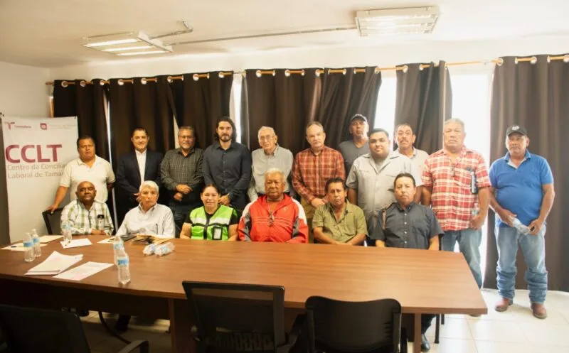 Se reúne secretario del Trabajo y Previsión Social con sindicatos del sector de la construcción