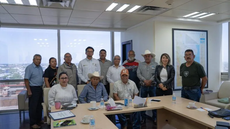 Dialoga secretario de Desarrollo Energético de Tamaulipas con ejidatarios de Llera