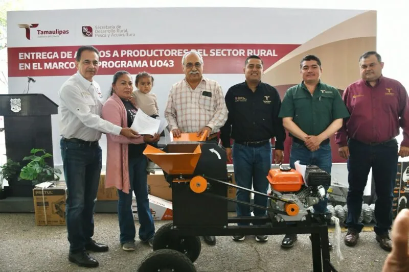 Impulsa Gobierno de Tamaulipas al campo con entrega de implementos agrícolas