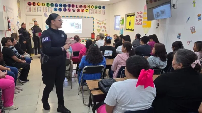 Imparte Guardia Estatal de Género taller preventivo en Matamoros