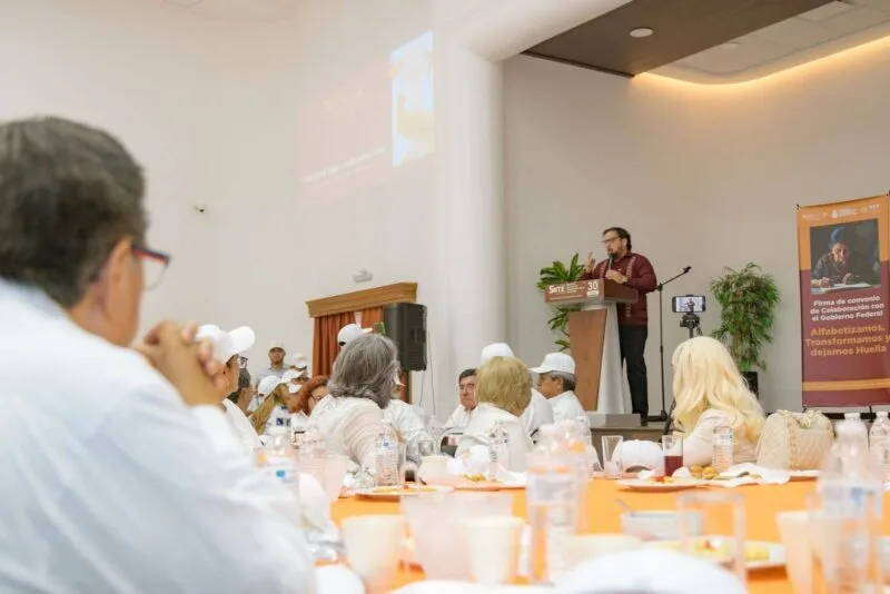 Fortalecen SET y SNTE lazos de cooperación y respeto mutuo