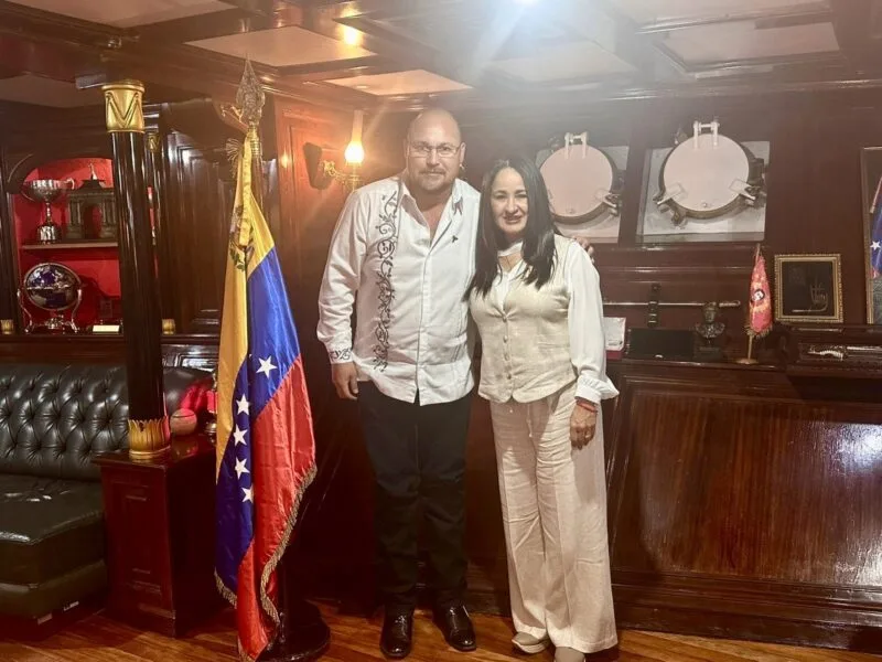 Sostienen reunión secretario general de Gobierno y embajadora de Venezuela en México