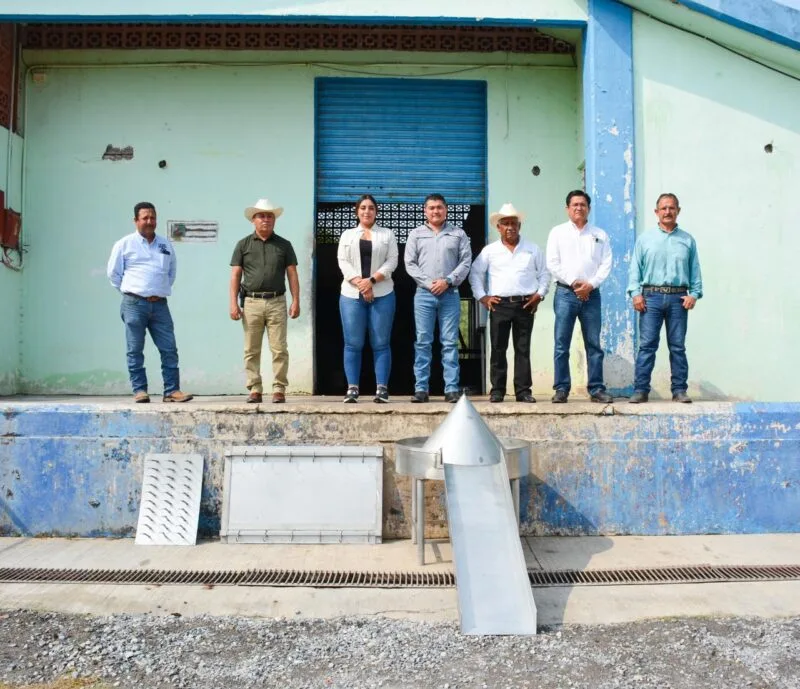 Entrega Gobierno del Estado equipo al rastro municipal de Soto la Marina