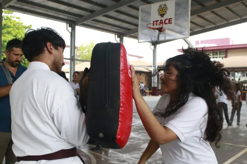 Impulsa STPS Taller de autoprotección y defensa personal con enfoque en violencia de género en el ITACE
