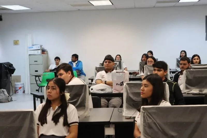 Promueve Universidad Politécnica de la Región Ribereña su oferta educativa con estudiantes de bachillerato