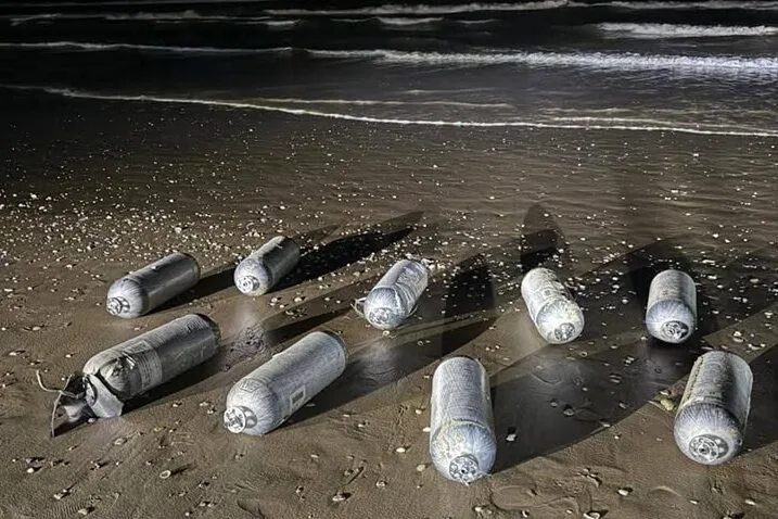 Presentará SEDUMA denuncia por cilindros metálicos en Playa Bagdad