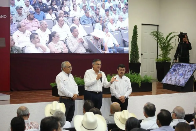 Tamaulipas tiende barrera de contención al gusano barrenador