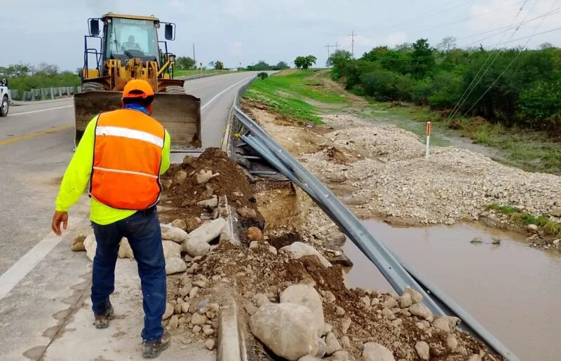 Inicia Gobierno de Tamaulipas reparación de carreteras y caminos afectados por lluvias