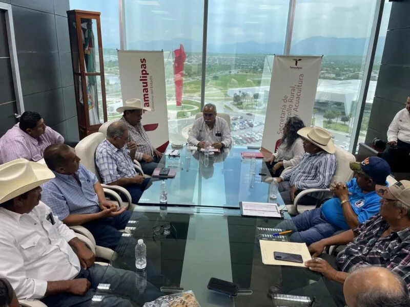 Se reúne secretario de Desarrollo Rural con productores agrícolas