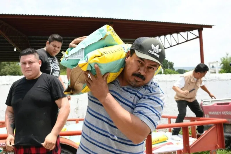 Refuerza Gobierno de Tamaulipas apoyo al campo con entrega de semillas de alta calidad