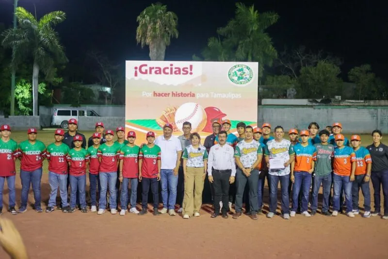 Reconocen a beisbolistas que representaron a México en Serie Mundial