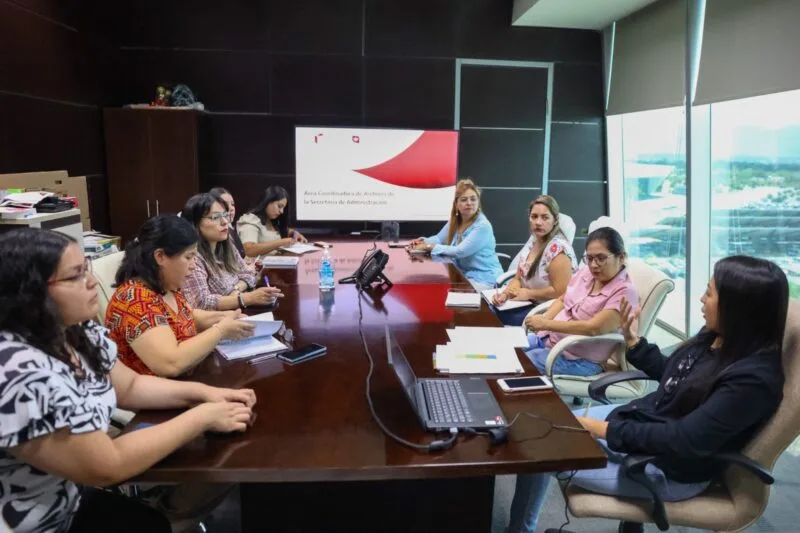 Impulsa Secretaría de Administración cumplimiento de normatividad en materia archivística