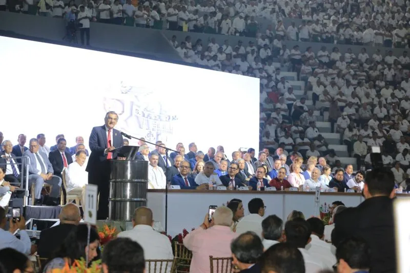 Reconoce gobernador de Tamaulipas fortaleza del sindicato petrolero en su 90 aniversario
