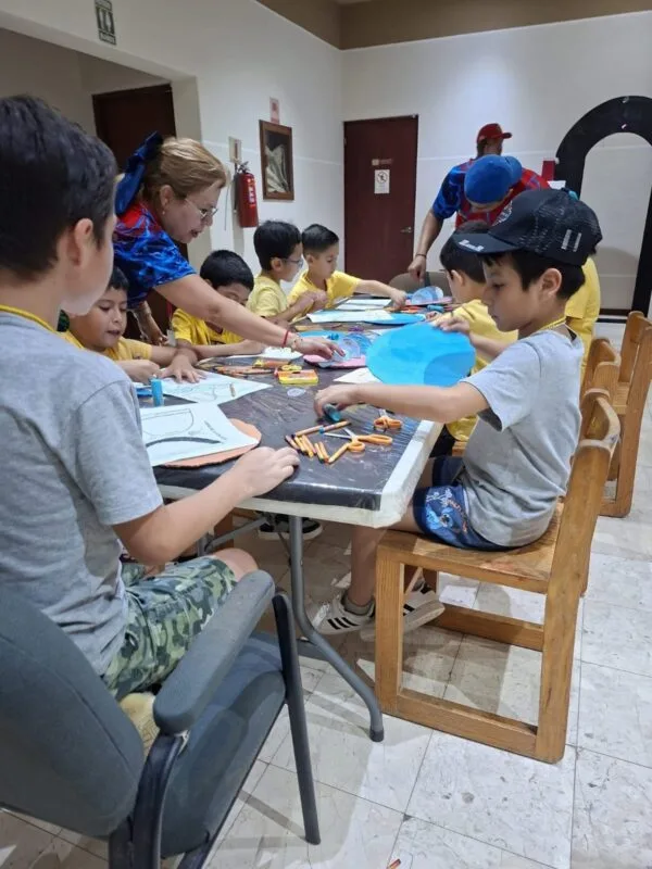 Lanza Comisión de Parques una aventura espacial en el planetario