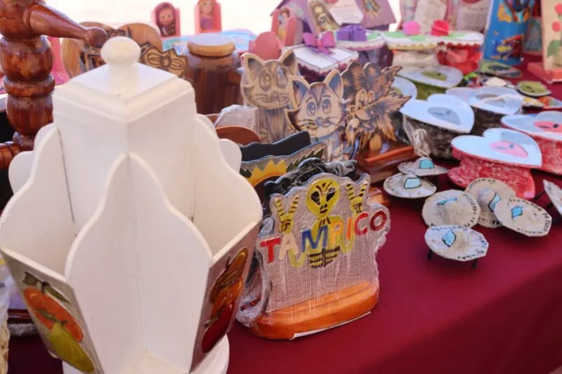 Concluye con éxito exposición y venta de artesanías “OVNI-CEDES”