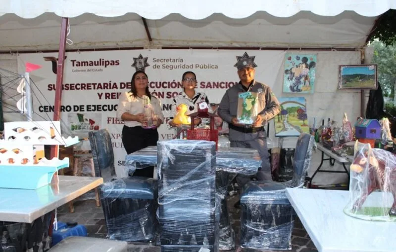 Promueve CEDES Matamoros muebles y artesanías con Expo-venta “Fiestas patrias”