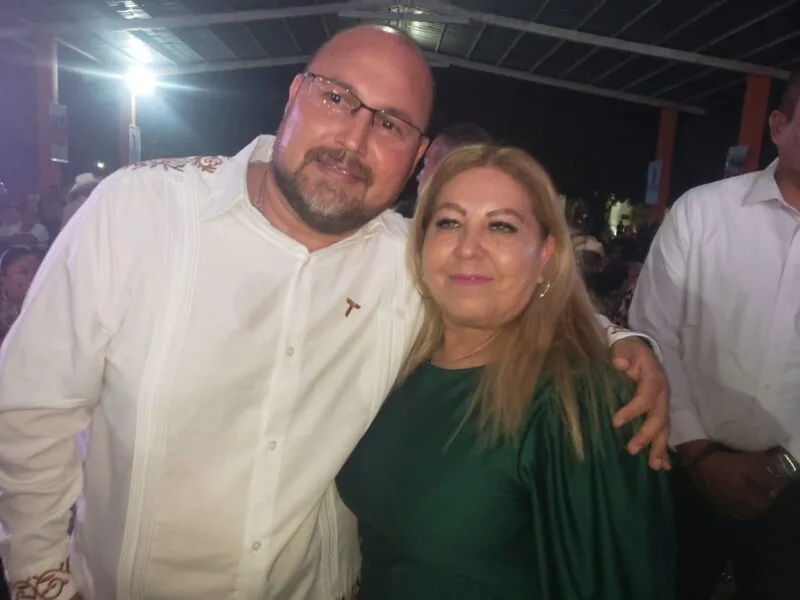 Dialogando.- Sindy Monita rindió su 1er Informe de labores en Palmillas