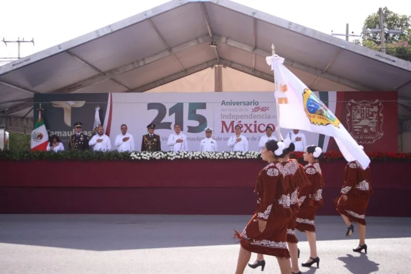 Encabeza Américo desfile cívico-militar: Tamaulipas celebra las Fiestas Patrias en paz