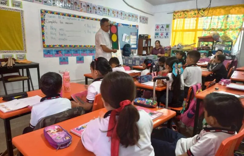 Promueve SET convivencia escolar y familiar con actividades lúdicas e interactivas