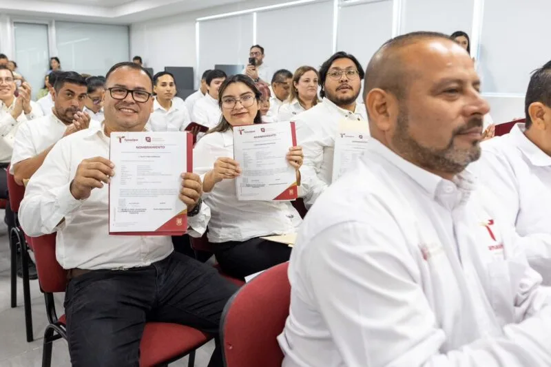 Entrega SET bases laborales a personal del Centro Estatal de Tecnología Educativa