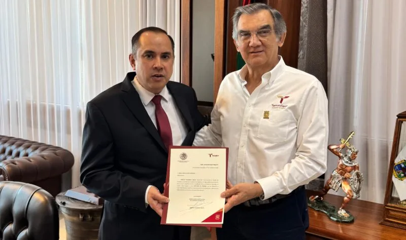 Designa gobernador Américo Villarreal Anaya a nuevo secretario de Finanzas