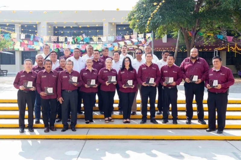 Reconoce y valora Tecnológico de El Mante a docentes y personal administrativo