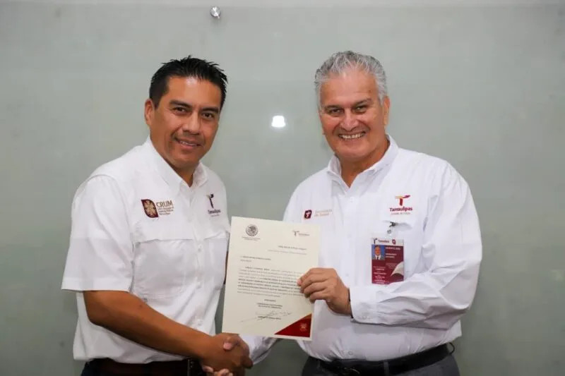 Entrega secretario de Salud nombramientos a funcionarios dentro de la nueva estructura orgánica de esta dependencia