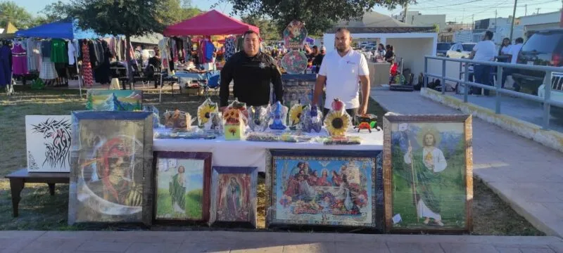 Participan PPLs del CEDES Reynosa en feria de emprendedores con venta de artesanías