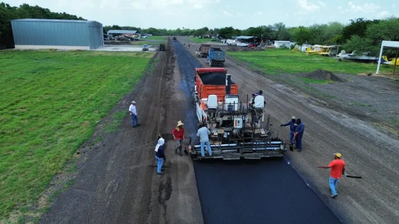 Rescata gobierno de Américo aeródromo de Ciudad Mante para fortalecer al campo