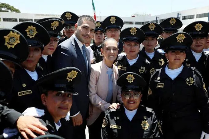 Dialogando.- Cambios en el gabinete de Sheinbaum