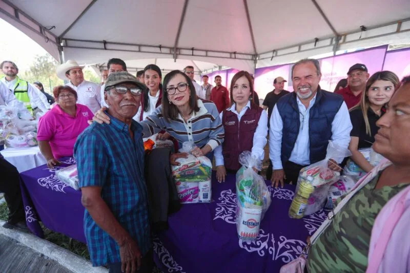 Familias de Gómez Farías reciben la Brigada Transformando Familias del DIF Tamaulipas