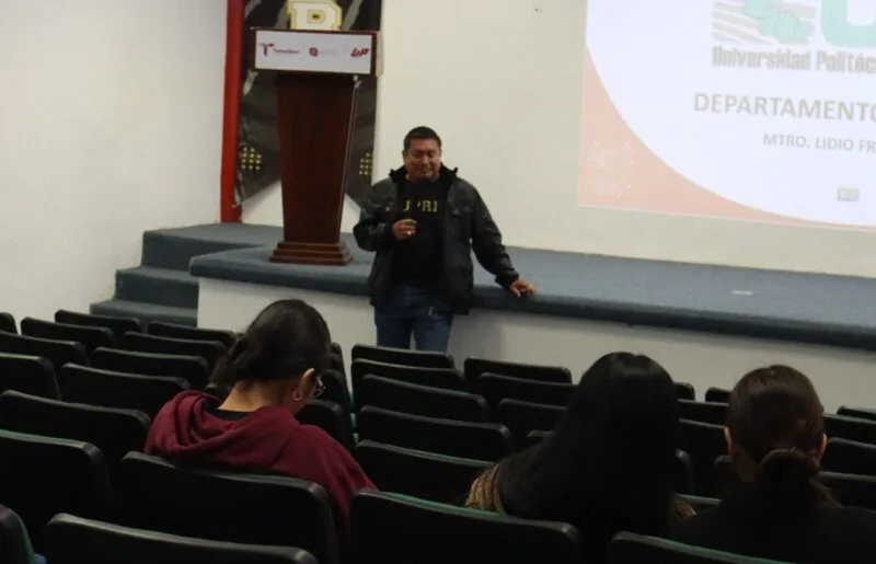 Integran a jóvenes de la UPRR con el sector productivo para potenciar su aprendizaje