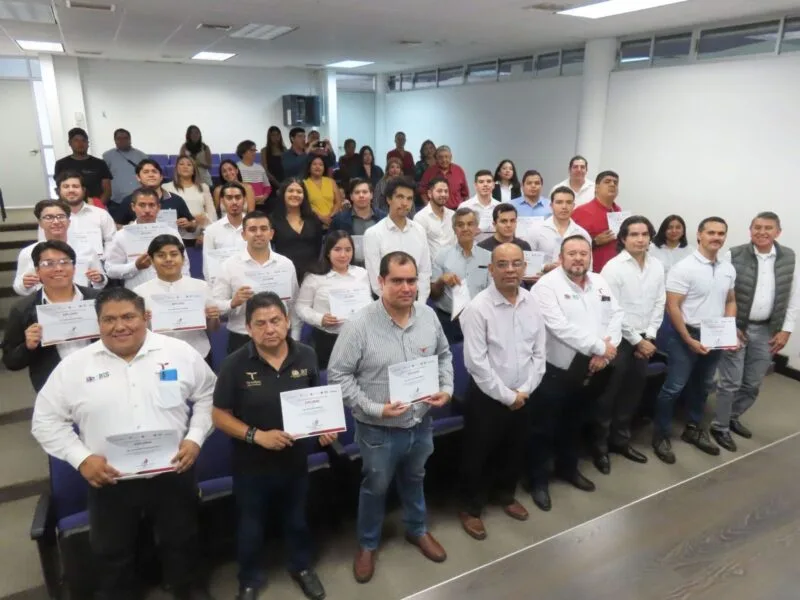 Certifica UPV a nueva generación de especialistas en industrias de energías limpias