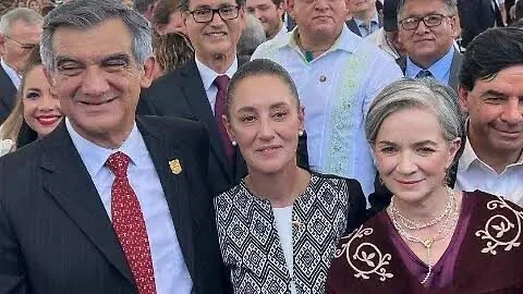 Dialogando.- Cierra Américo el 2025 con magnas obras